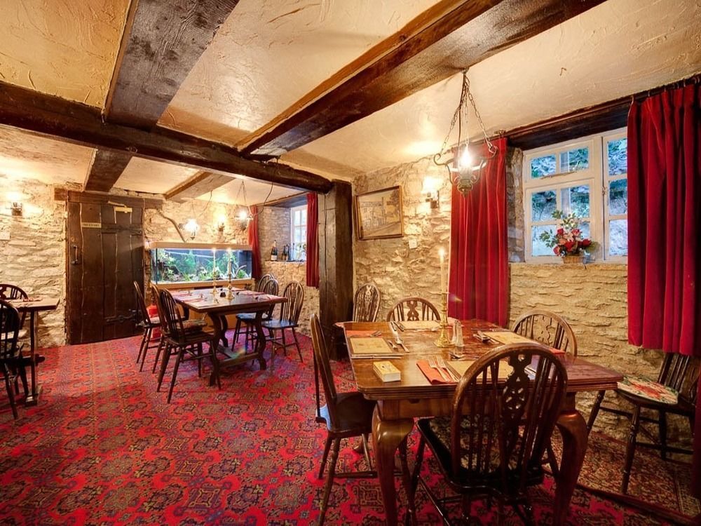 ניוטון אבוט Old Church House Inn מראה חיצוני תמונה