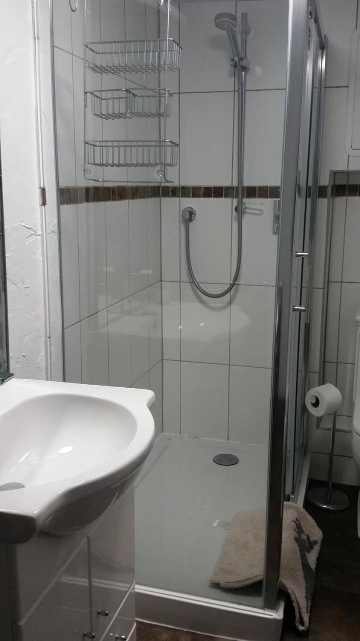 ניוטון אבוט Old Church House Inn מראה חיצוני תמונה